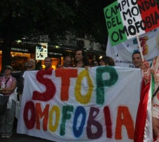 stop-homofobia-italia